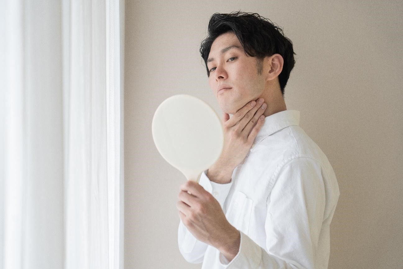 あごに角栓に対する良くない行動 
