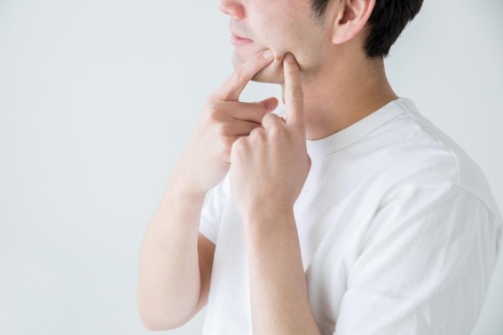 口周りにはニキビができやすい？