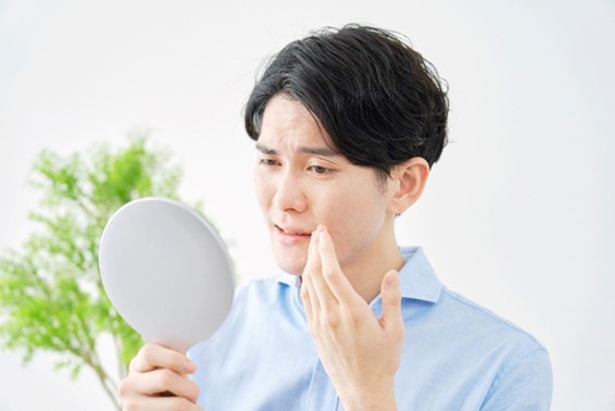 毛穴の角栓を放置するとどうなる？