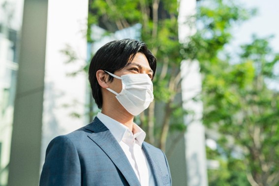 季節の変わり目に肌荒れするのはなぜ？原因や季節別の対策方法を紹介