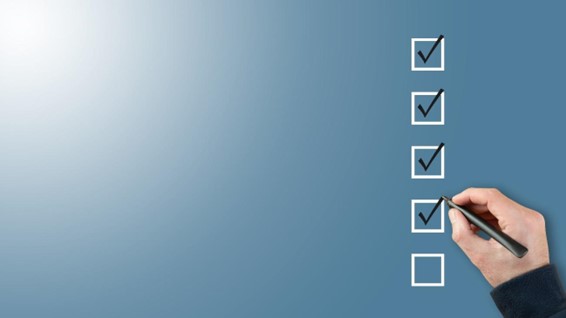 肌がベタベタする原因