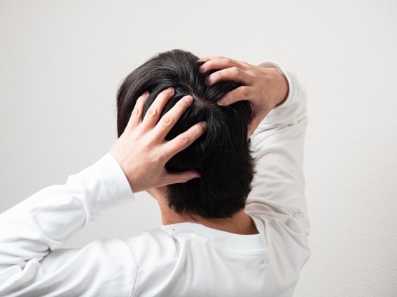 【毛髪診断士監修】頭皮の臭いが気になる…。その悩み、シャンプーで解決できる？