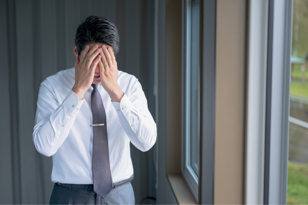 【毛髪診断士監修】頭皮がつっぱるのは乾燥のせい？痛い・かゆい・抜け毛があるなど症状別の原因