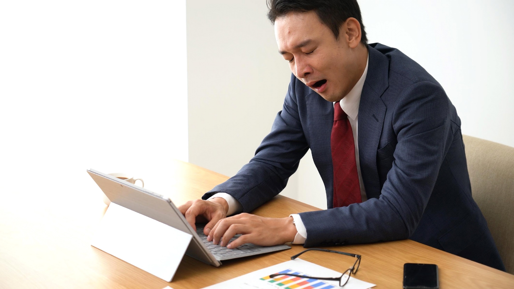 薄毛の原因は睡眠不足かも